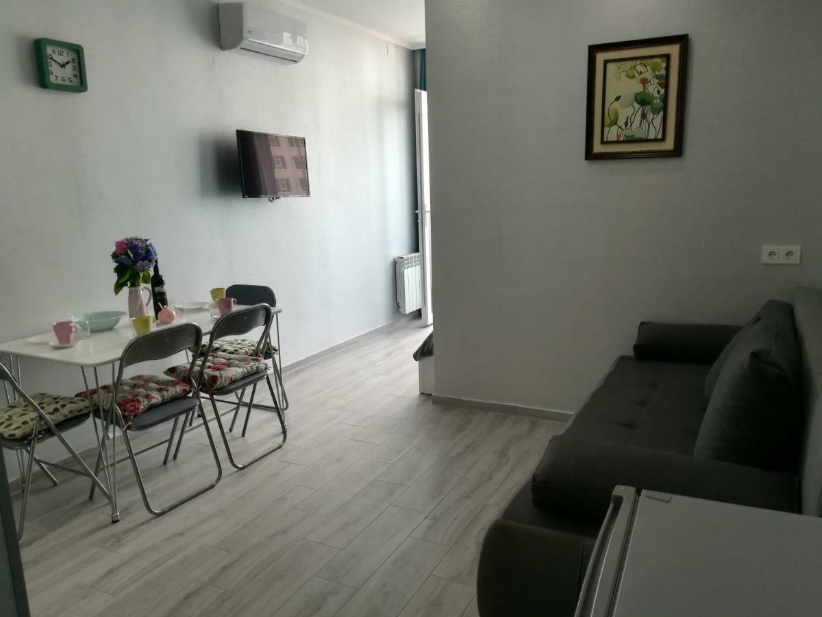Apartament In Real Pealce In Batumi Eksteriør billede