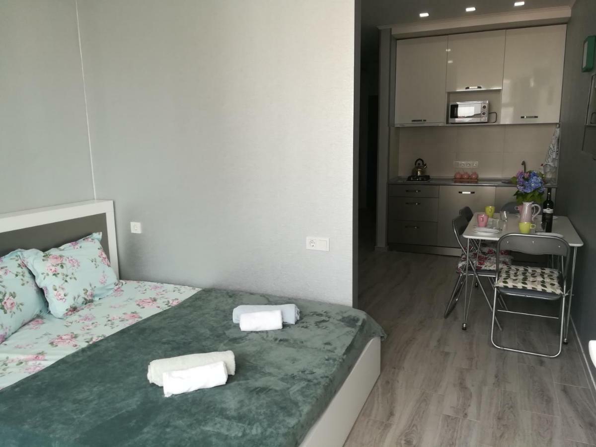 Apartament In Real Pealce In Batumi Eksteriør billede